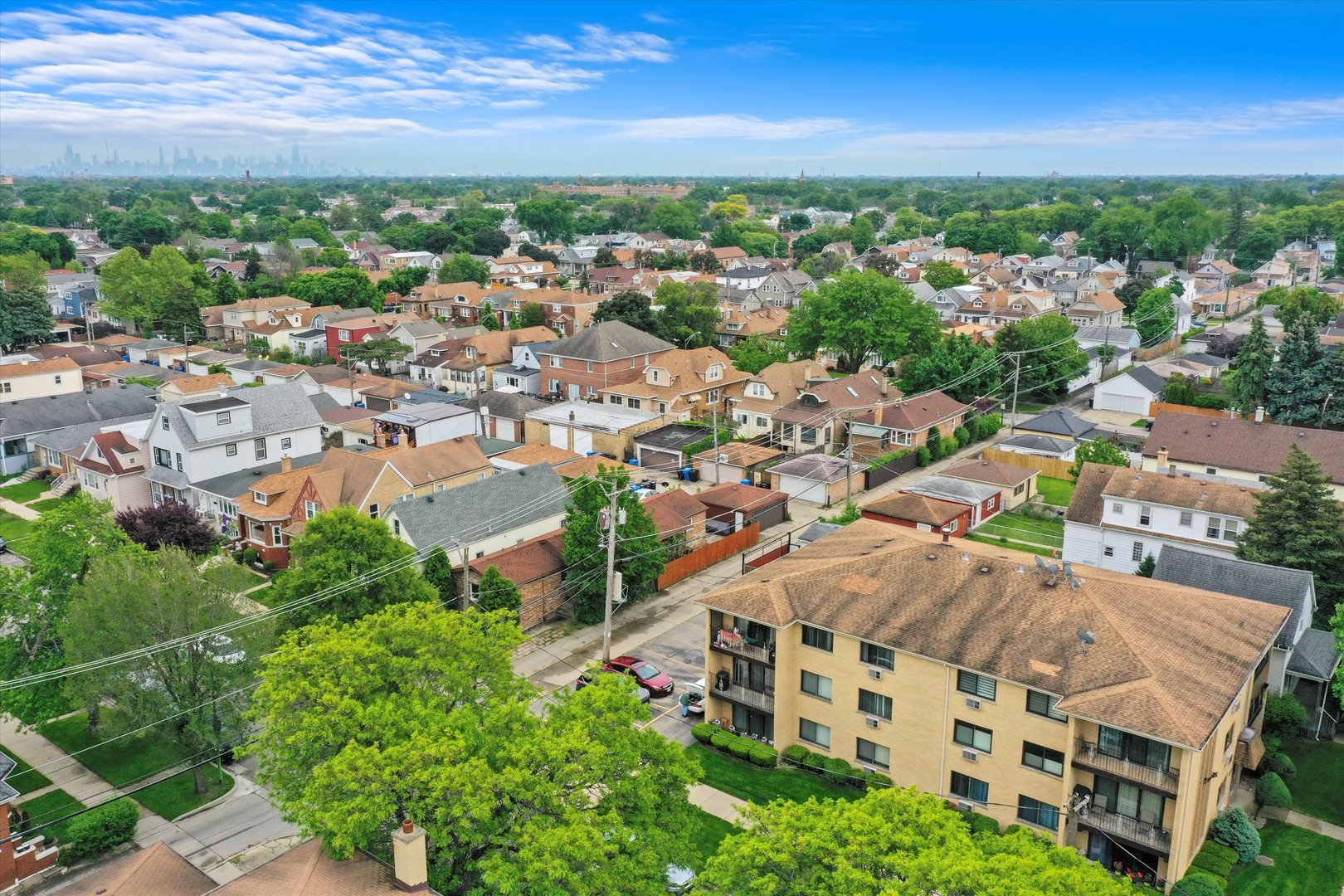 3821 N Narragansett Avenue Unit: 3SW