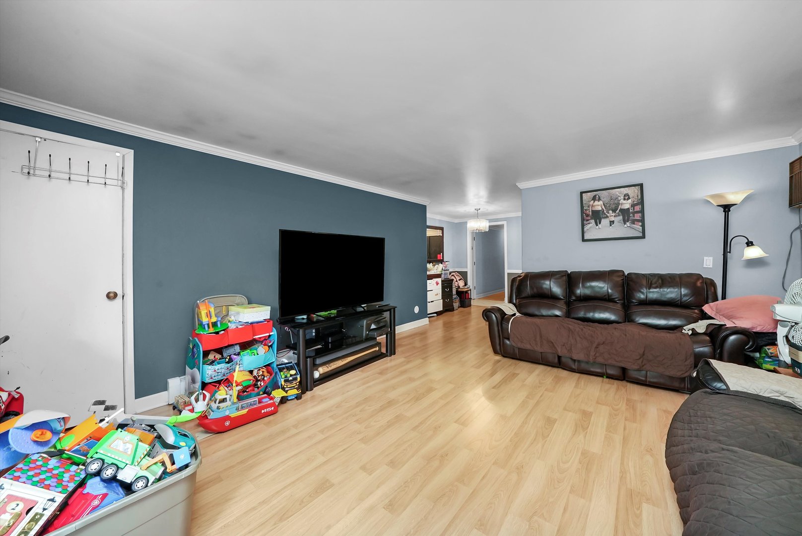 3821 N Narragansett Avenue Unit: 3SW