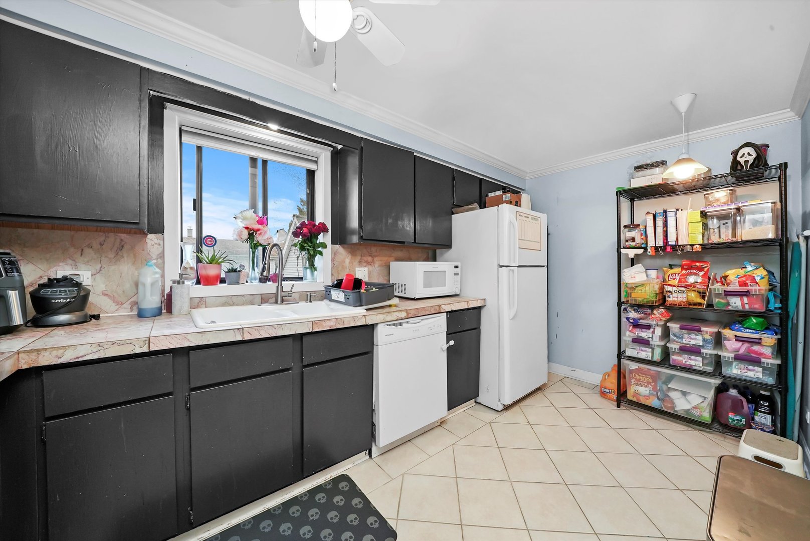 3821 N Narragansett Avenue Unit: 3SW