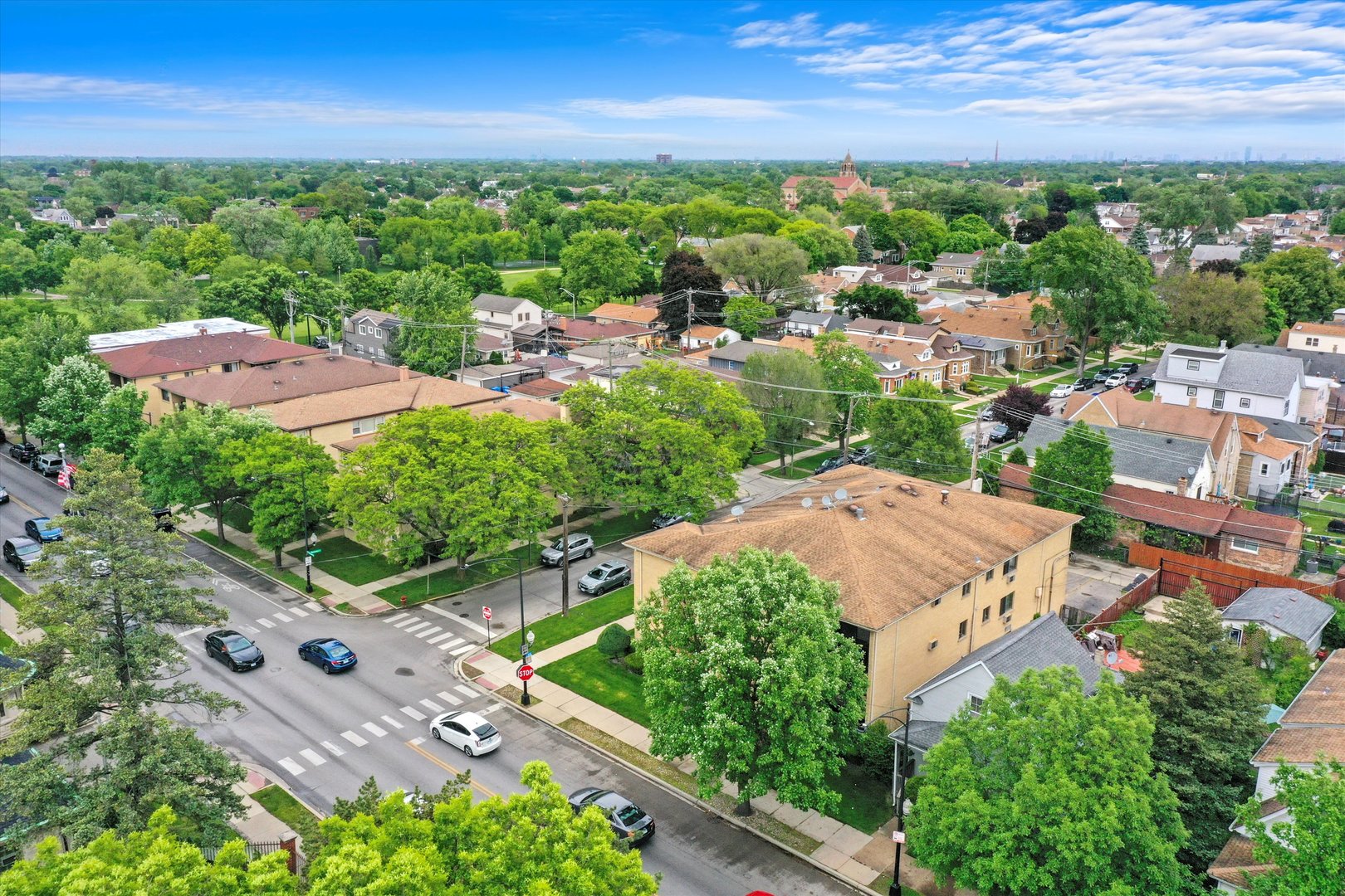 3821 N Narragansett Avenue Unit: 3SW