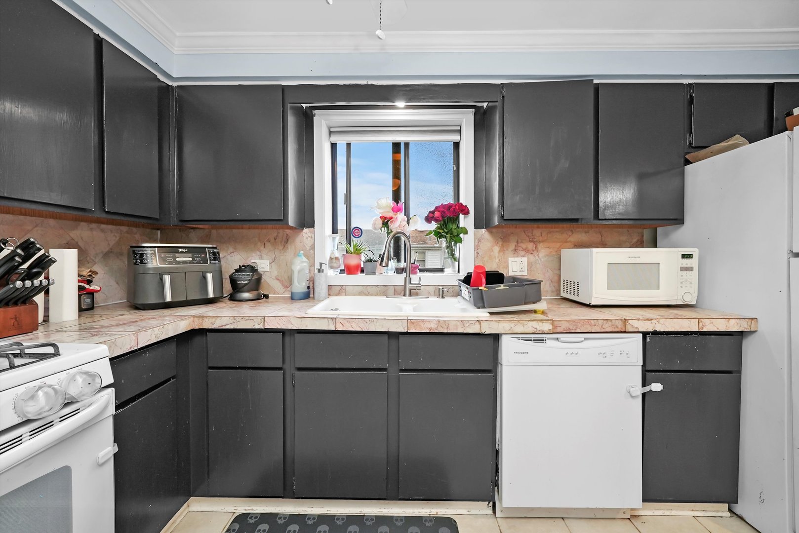 3821 N Narragansett Avenue Unit: 3SW