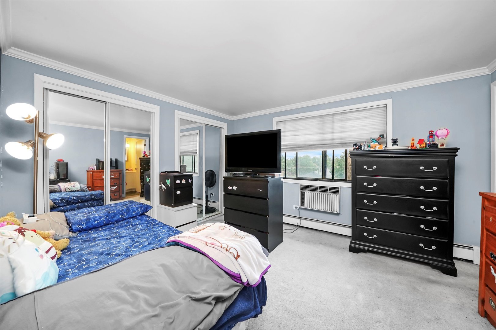 3821 N Narragansett Avenue Unit: 3SW