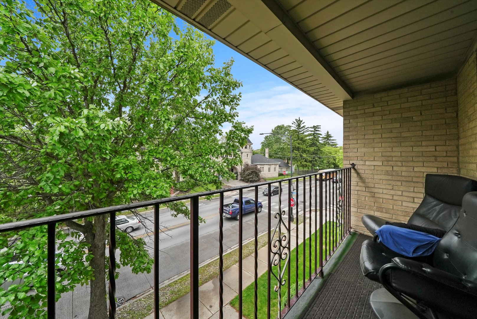 3821 N Narragansett Avenue Unit: 3SW