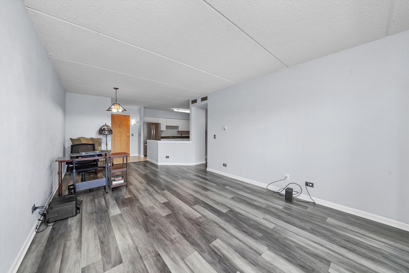 2919 N HARLEM Avenue Unit: 408
