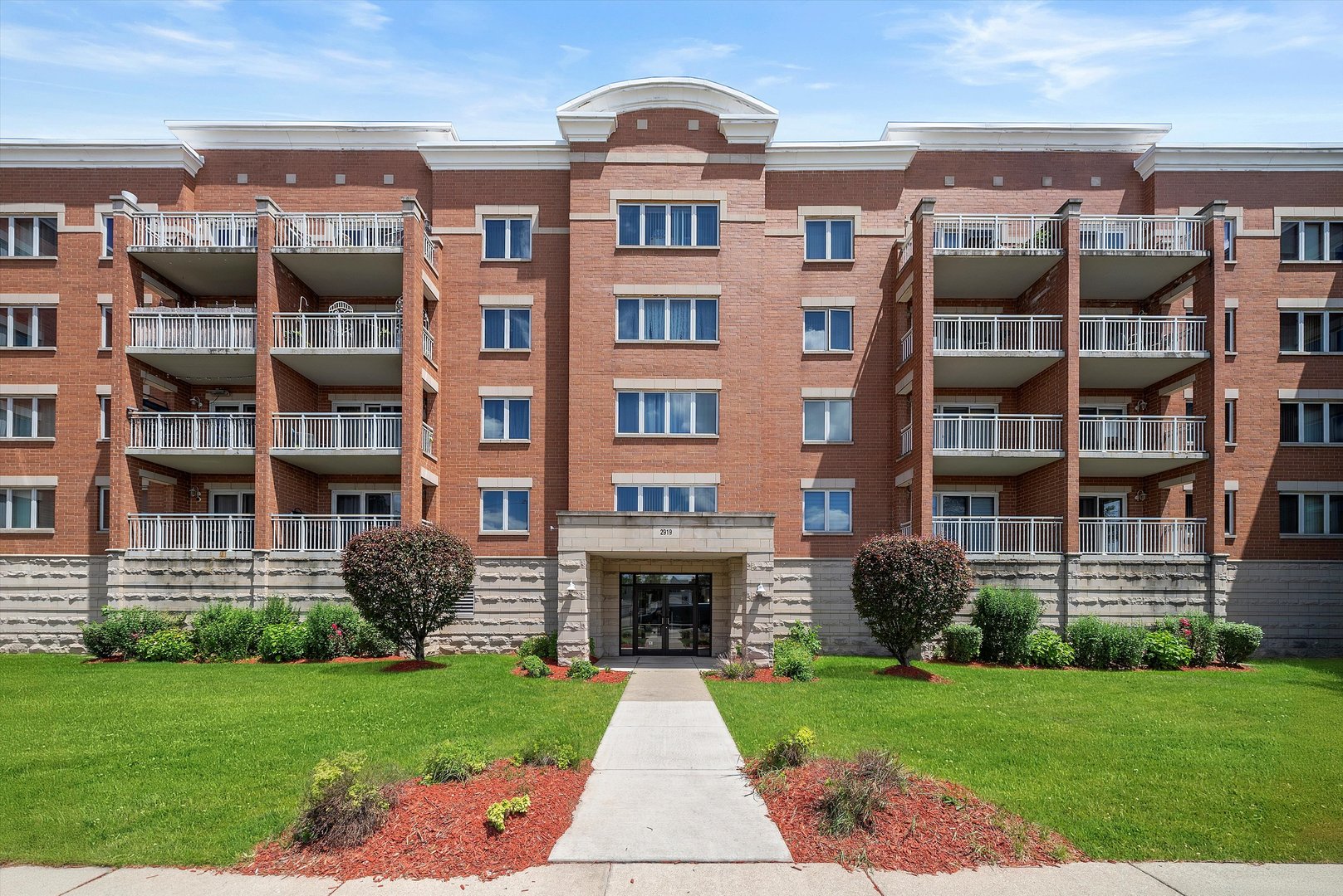 2919 N HARLEM Avenue Unit: 408