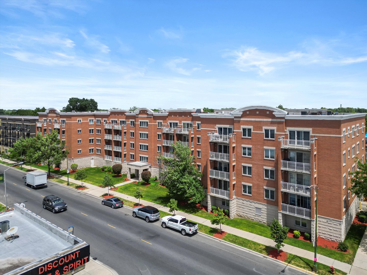 2919 N HARLEM Avenue Unit: 408
