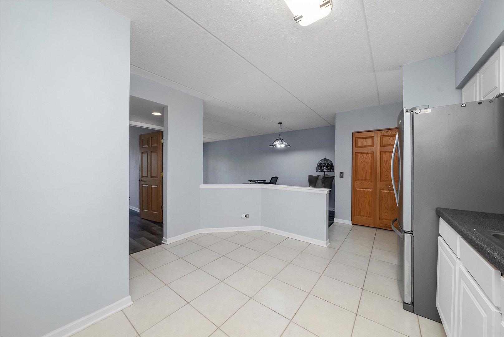 2919 N HARLEM Avenue Unit: 408