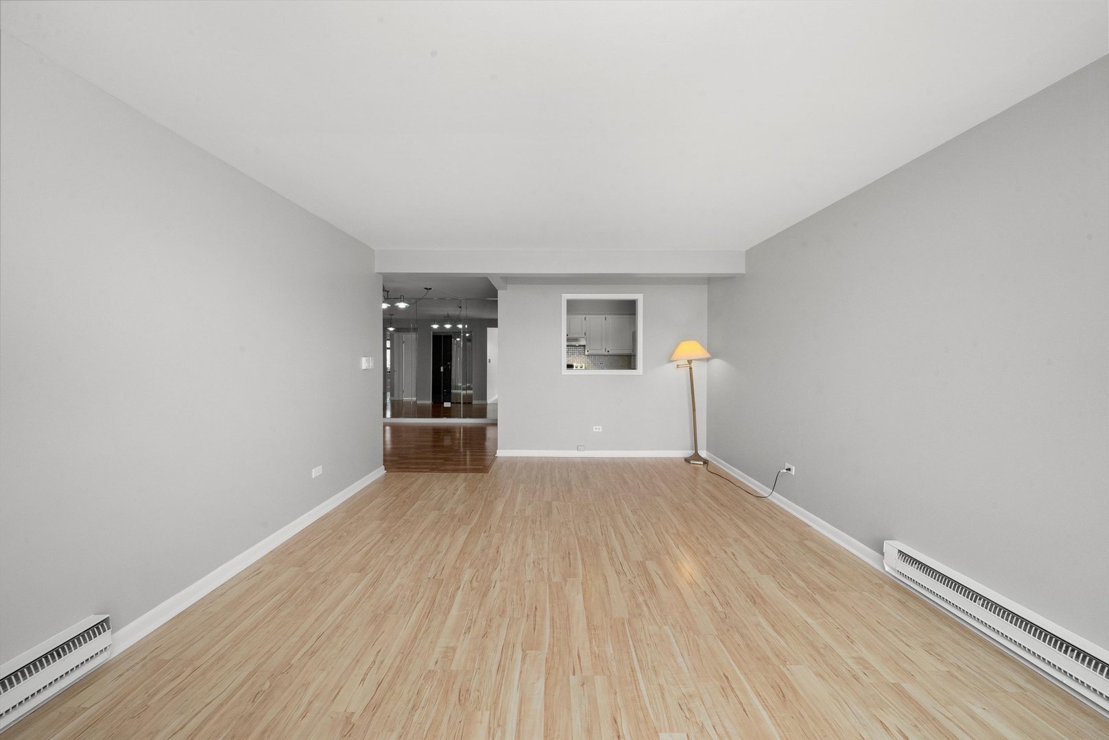 2218 N Newland Avenue Unit: 407