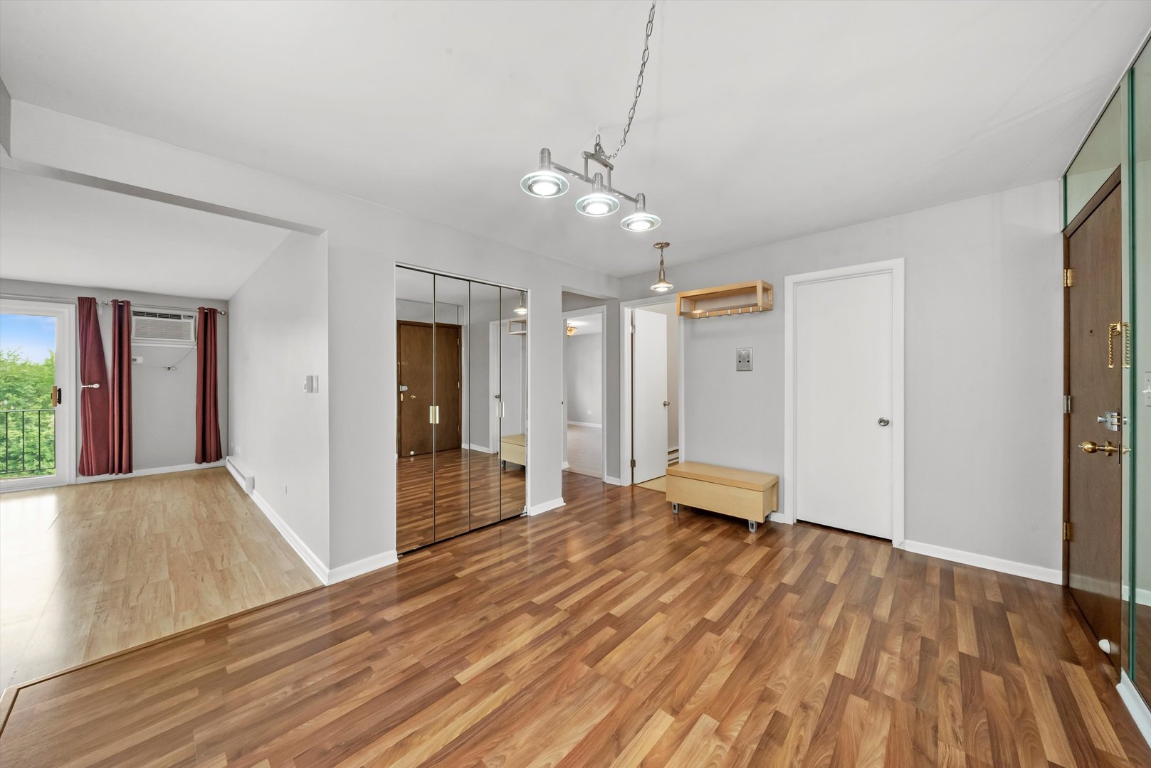 2218 N Newland Avenue Unit: 407