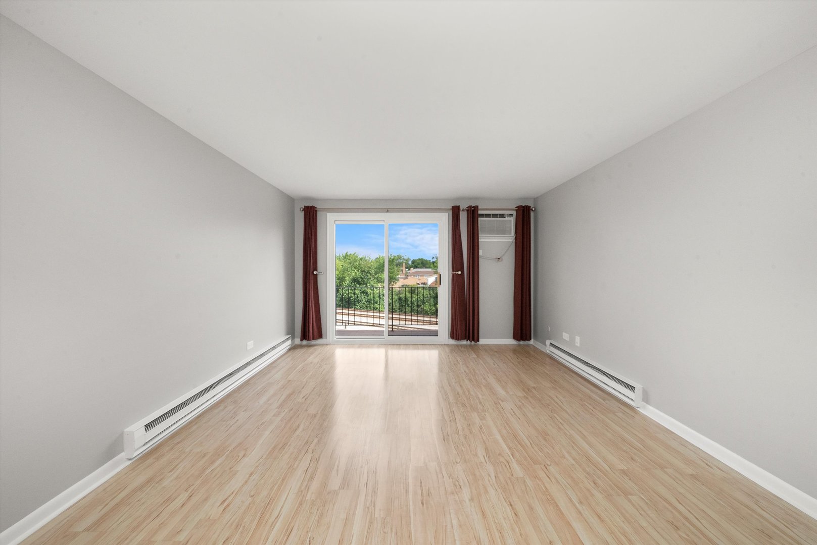 2218 N Newland Avenue Unit: 407
