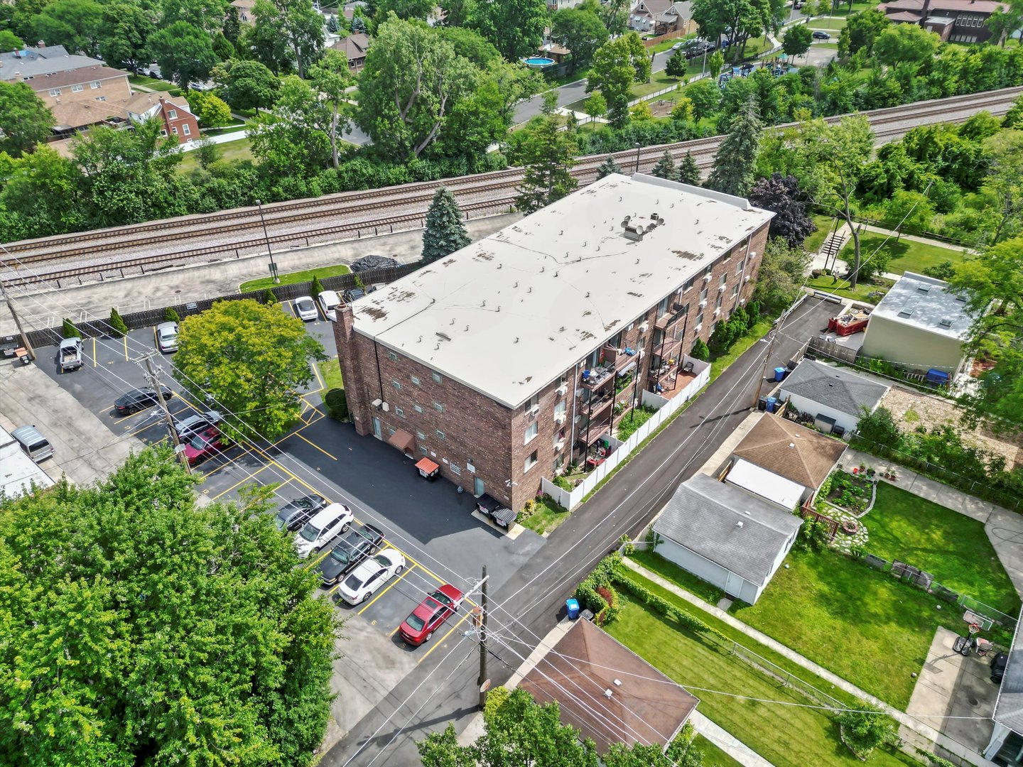 2218 N Newland Avenue Unit: 407