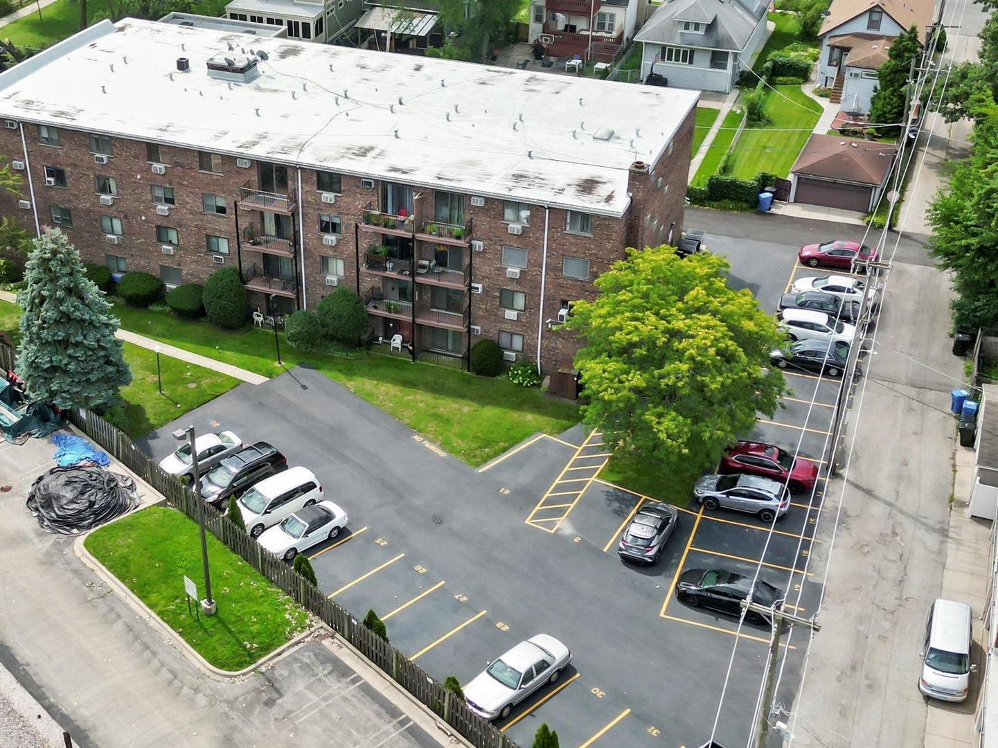 2218 N Newland Avenue Unit: 407
