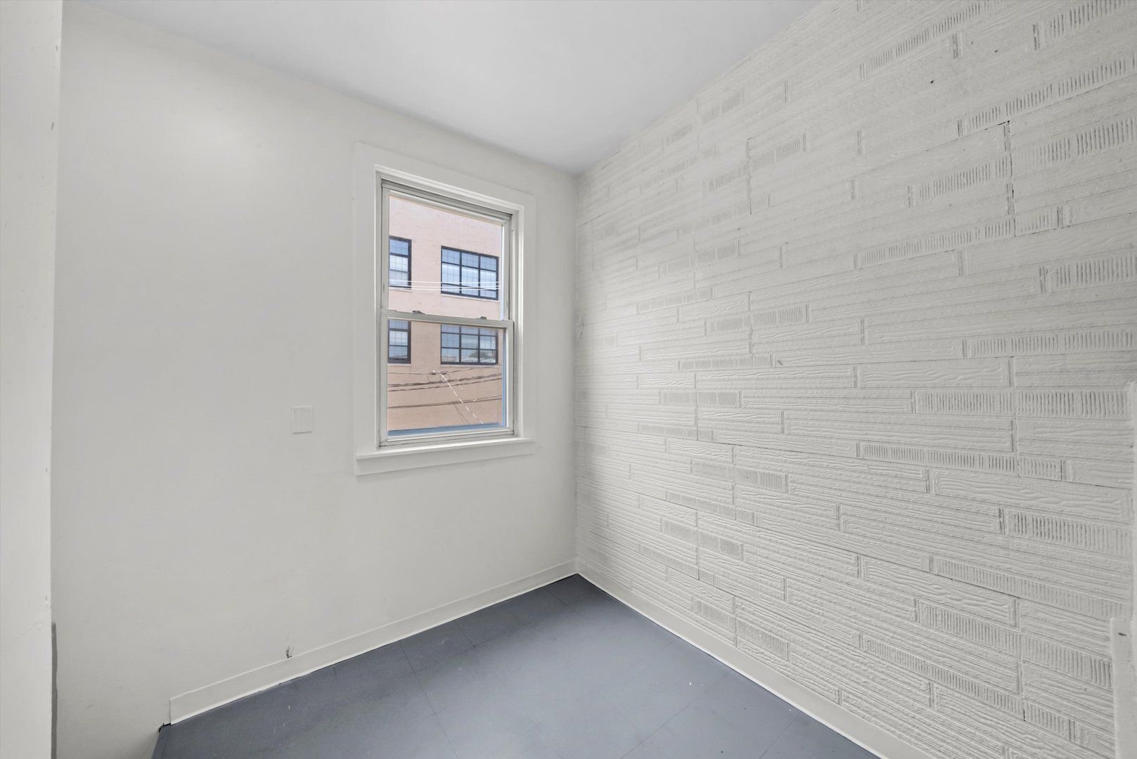 3138 N Marmora Avenue