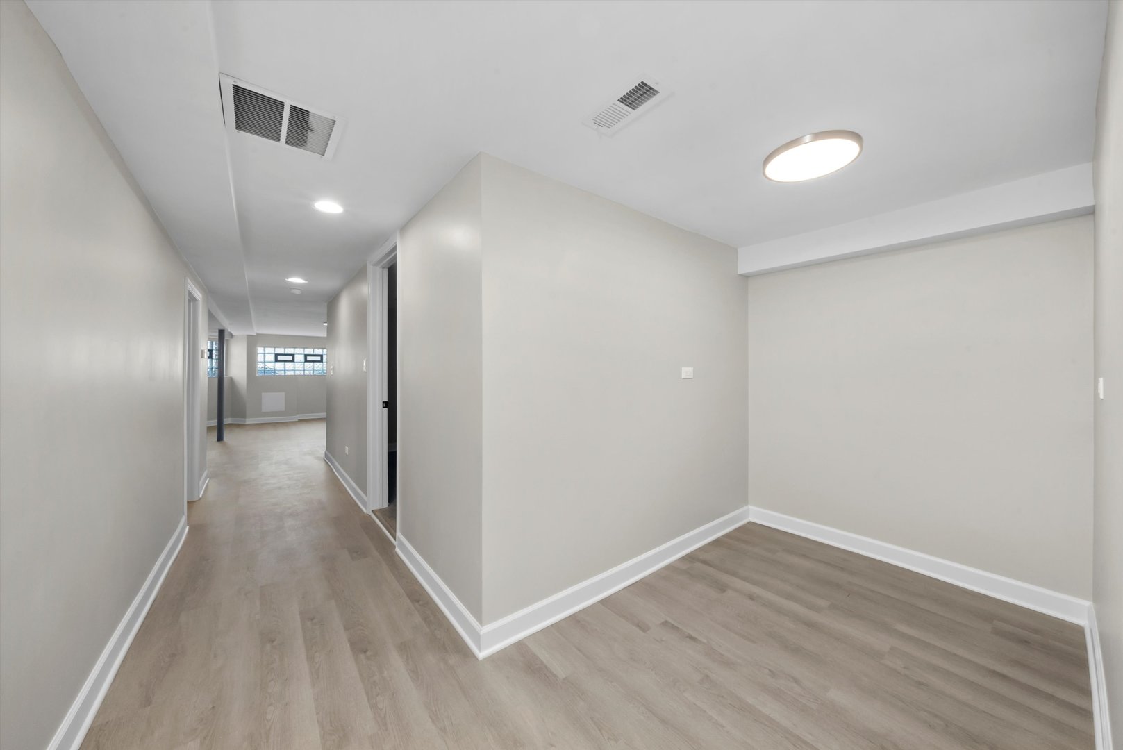 3138 N Marmora Avenue