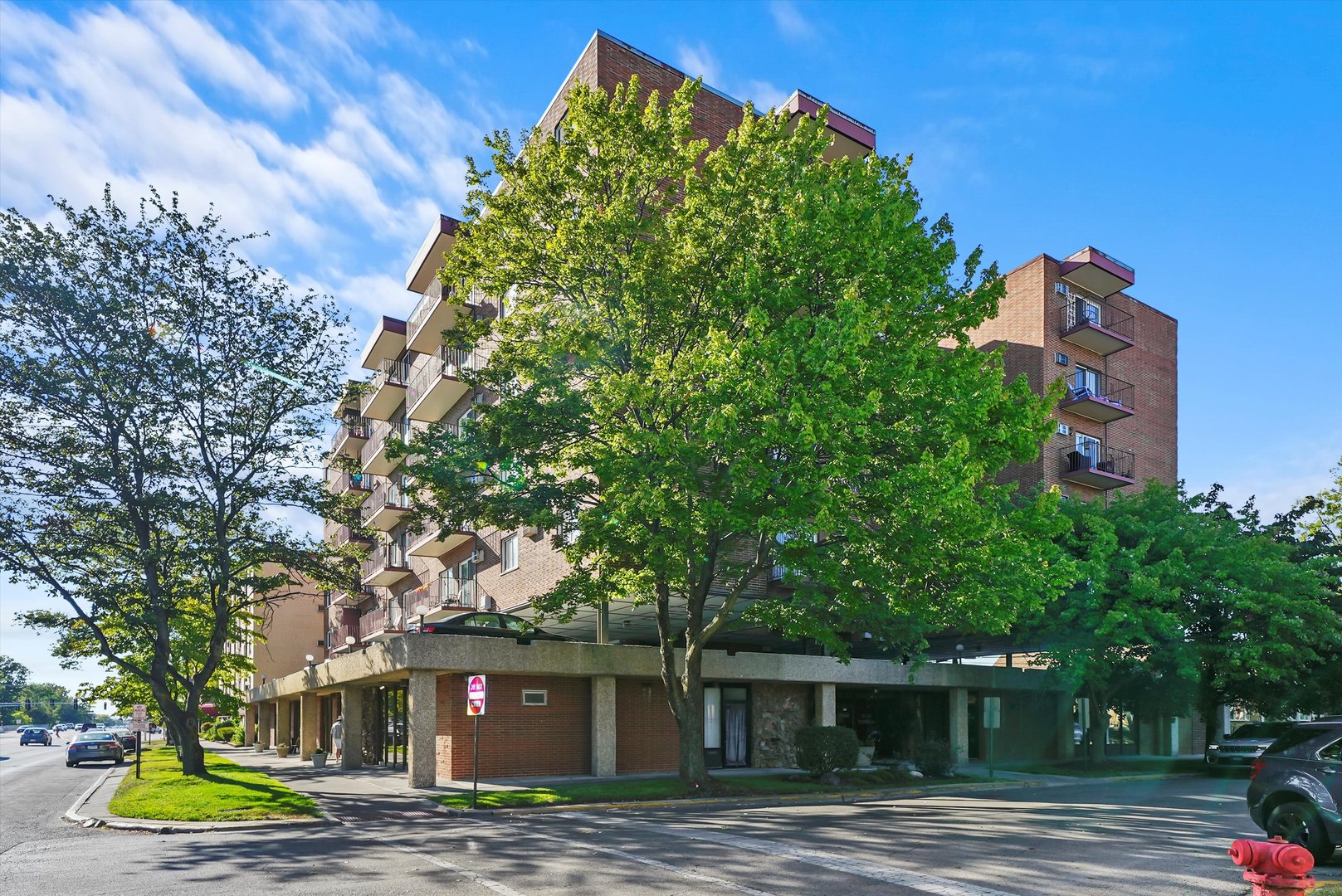 7830 W North Avenue Unit: 304