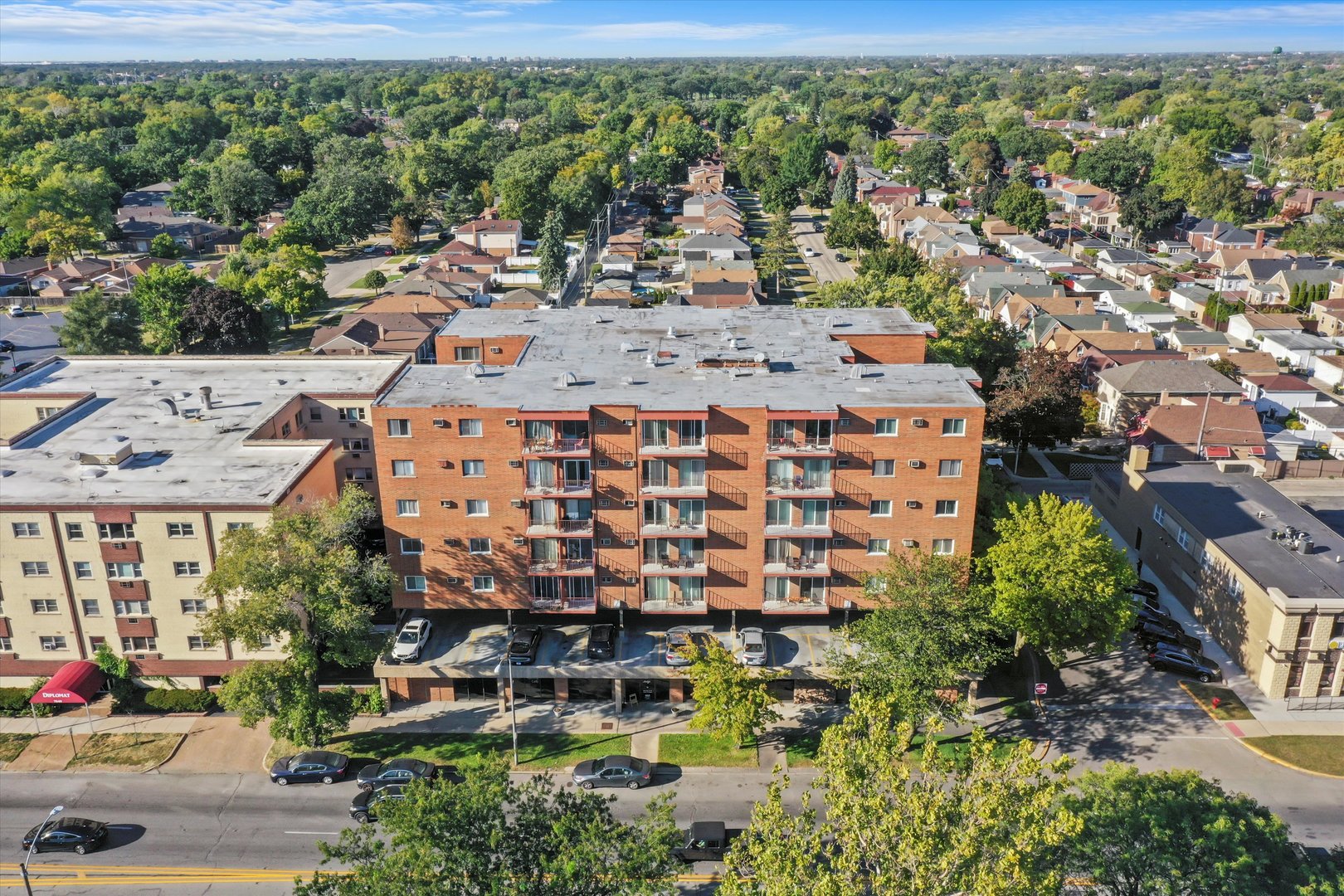 7830 W North Avenue Unit: 304