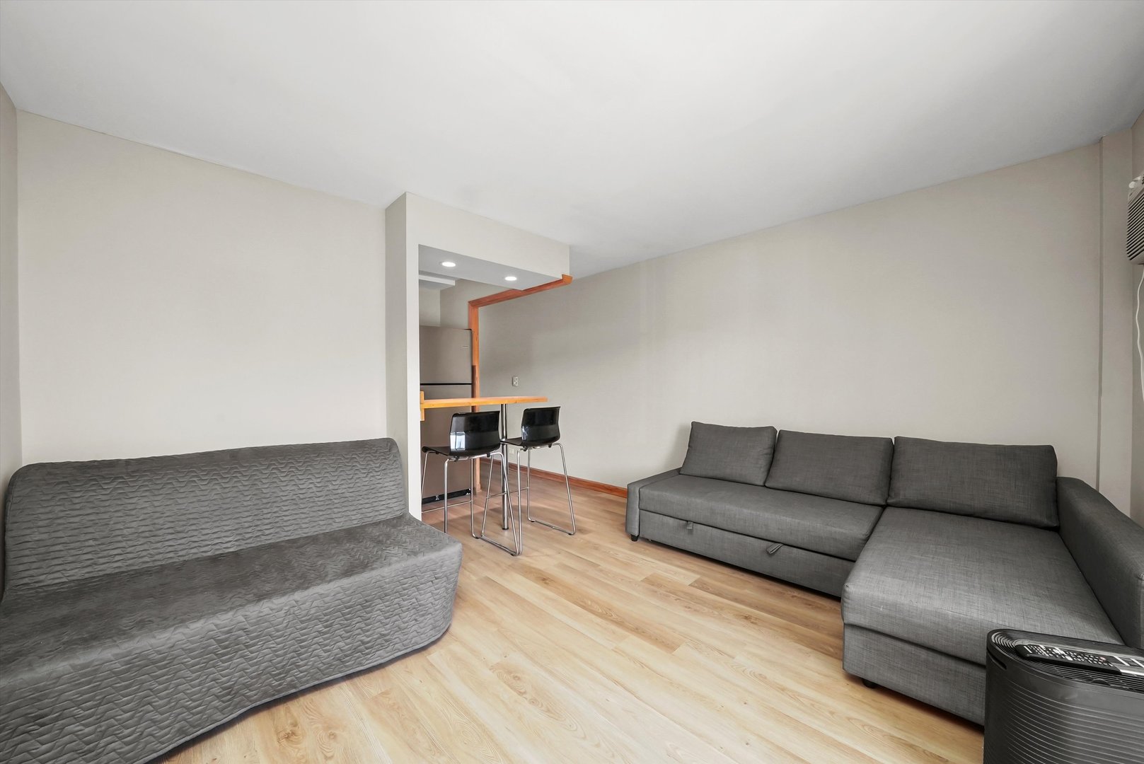 7830 W North Avenue Unit: 304
