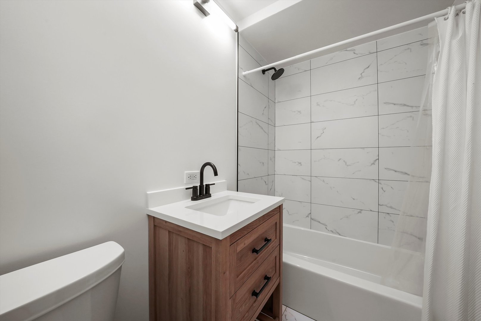 7830 W North Avenue Unit: 304