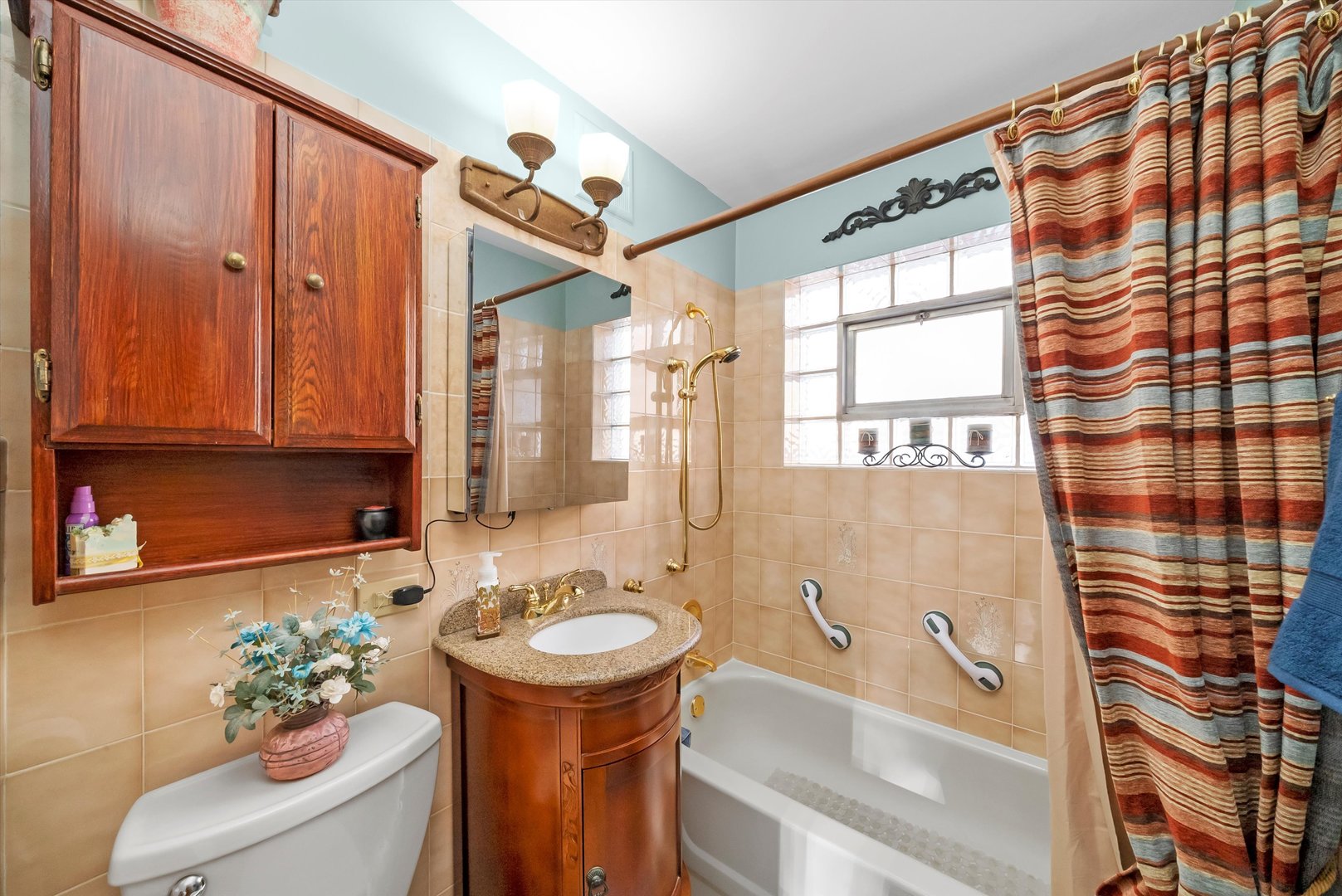 4936 N Natchez Avenue