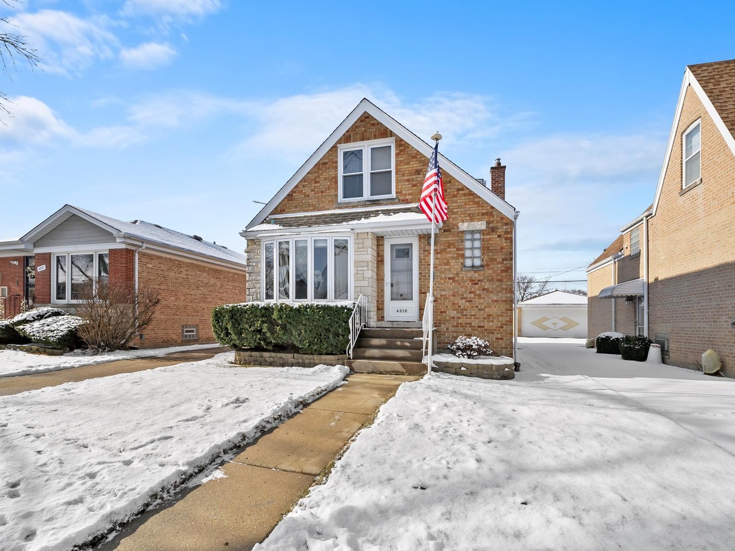 4936 N Natchez Avenue