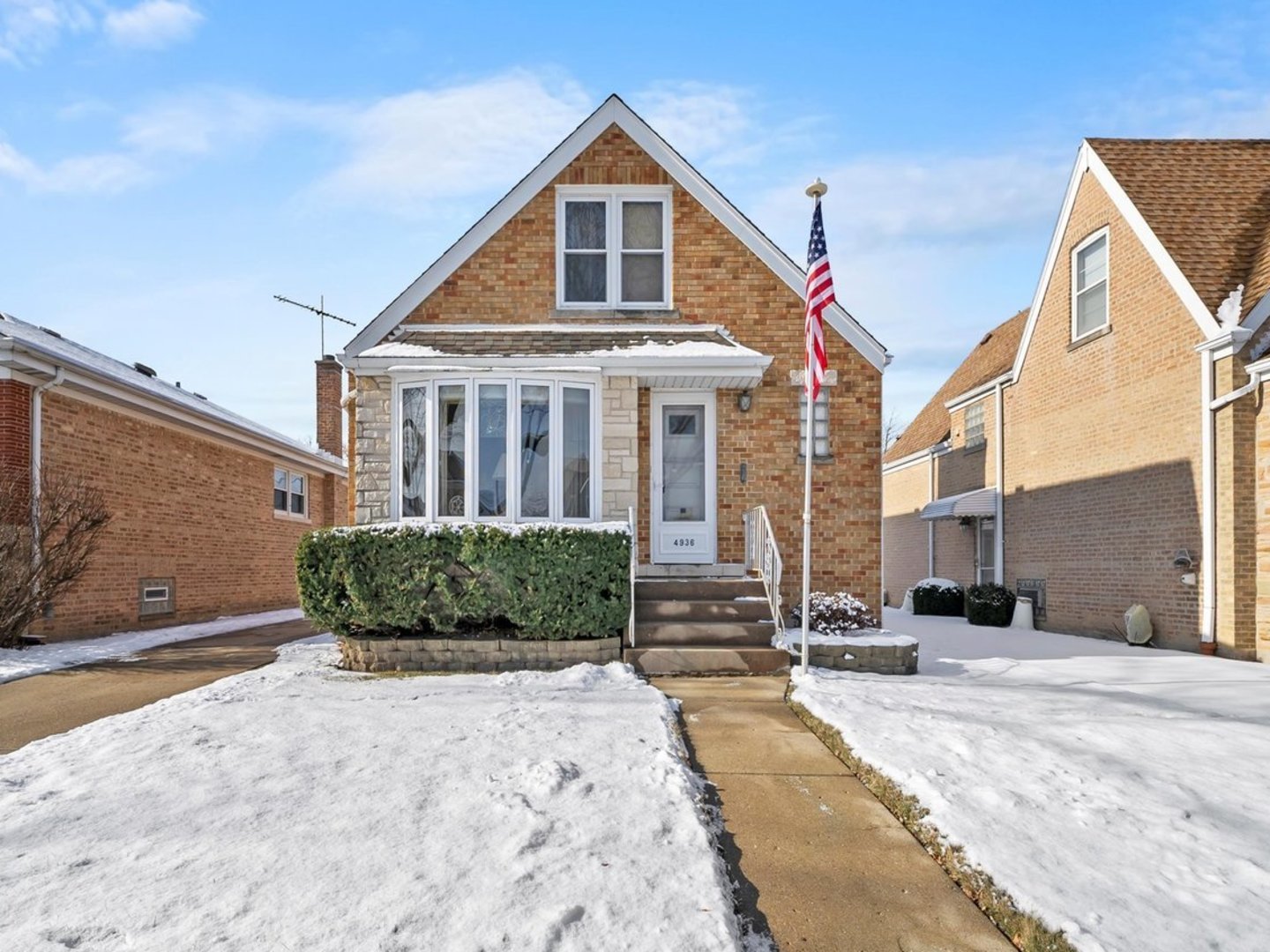 4936 N Natchez Avenue