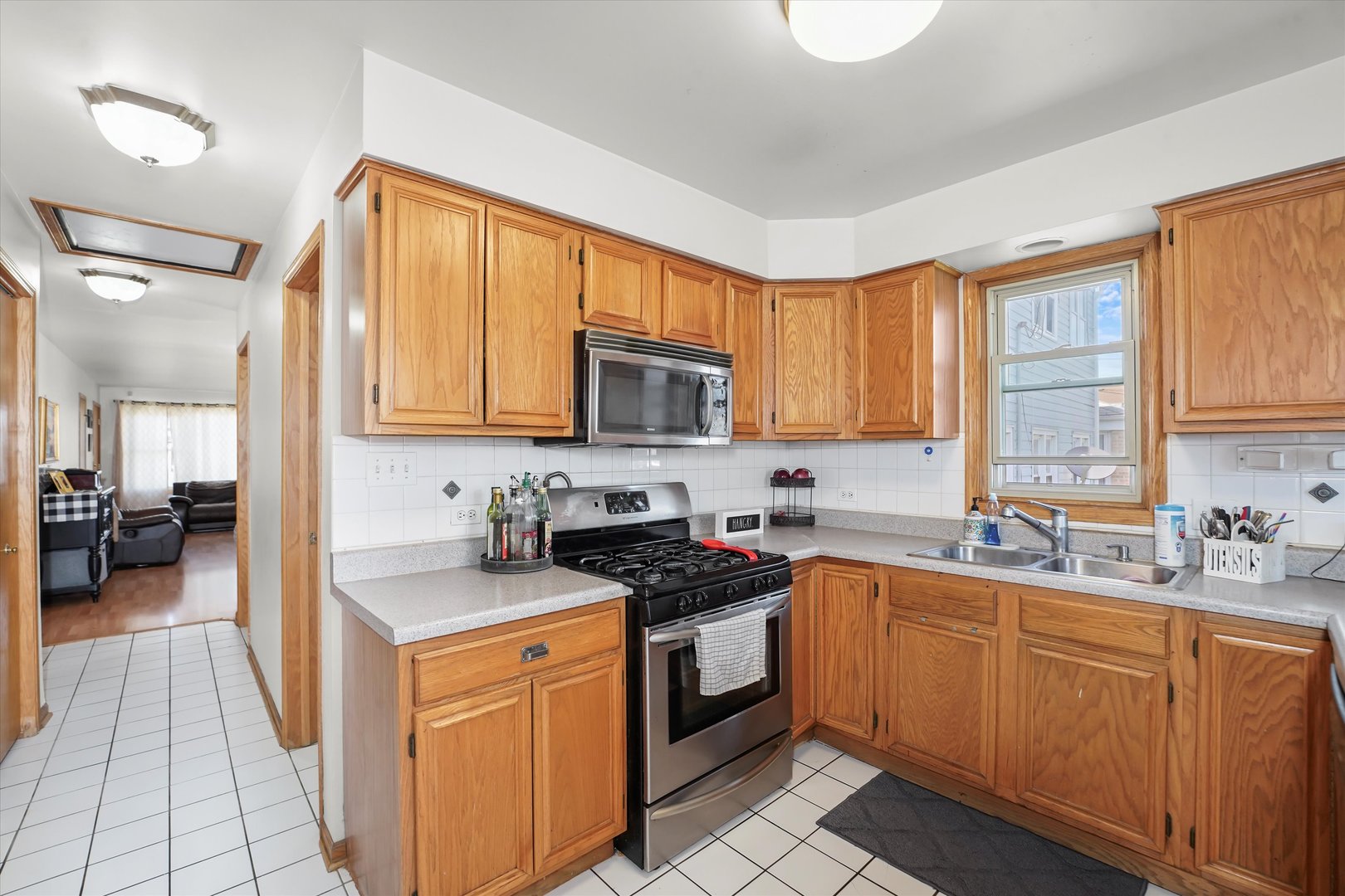 3421 N Overhill Avenue