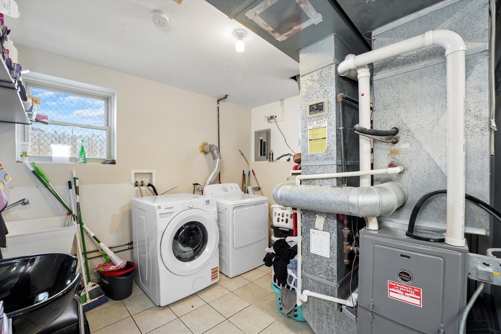 3421 N Overhill Avenue