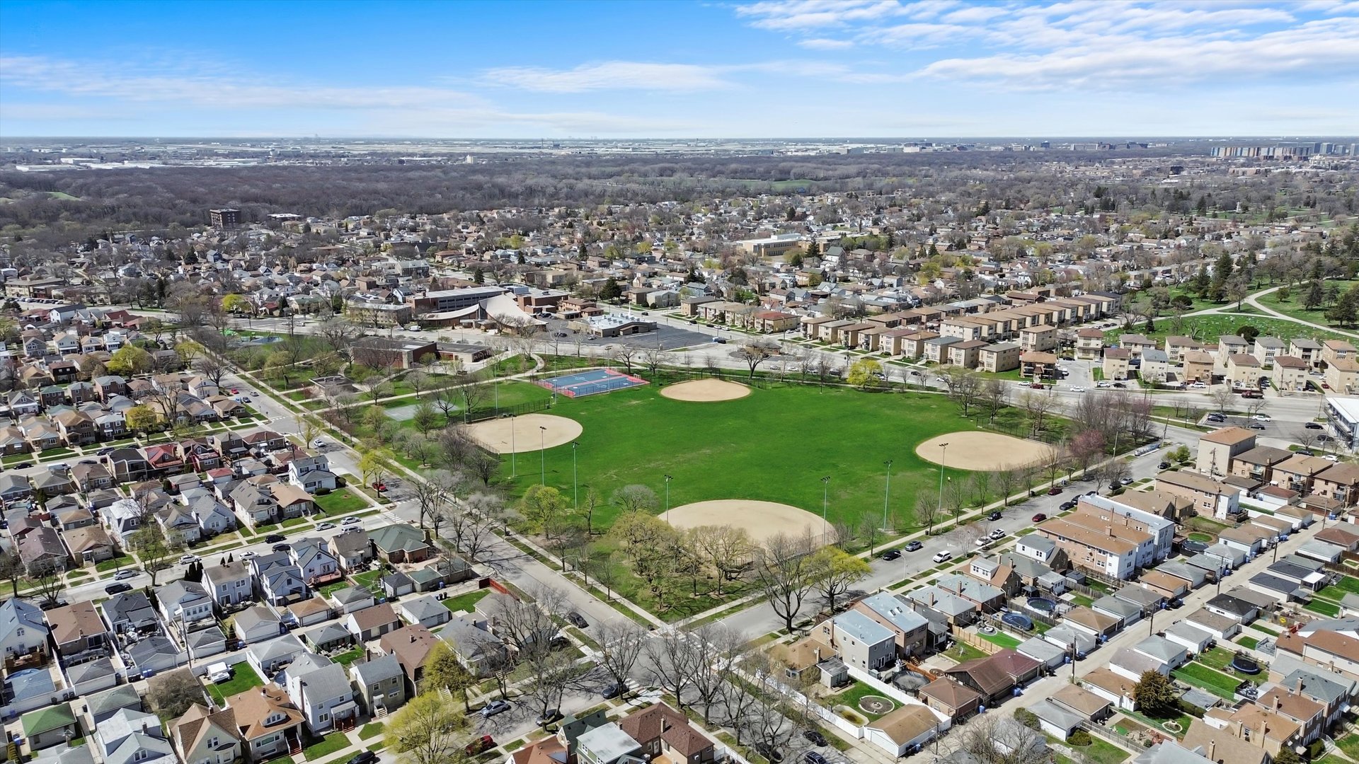 3421 N Overhill Avenue