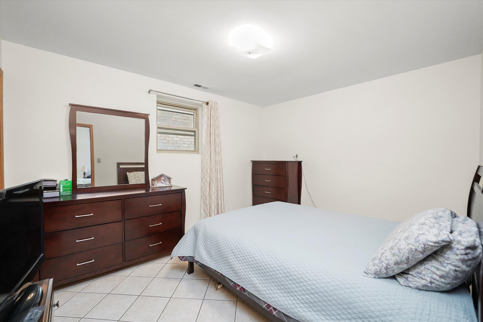 3421 N Overhill Avenue