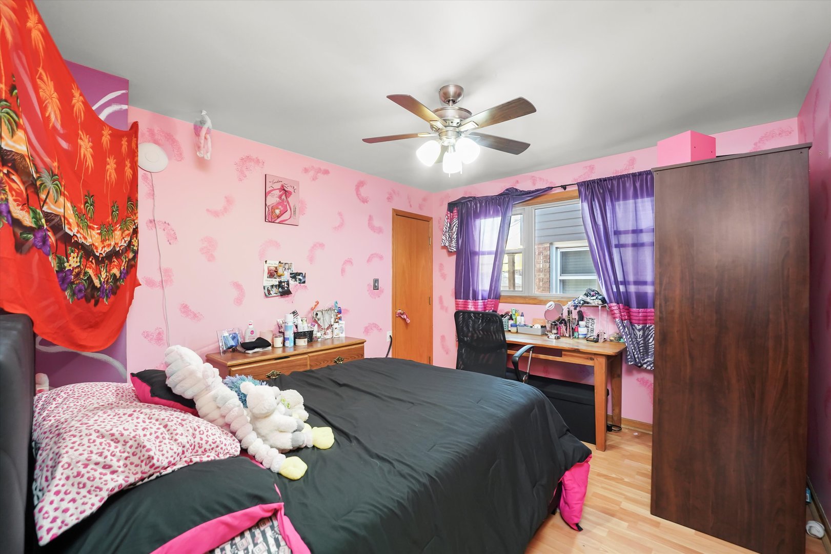 3421 N Overhill Avenue