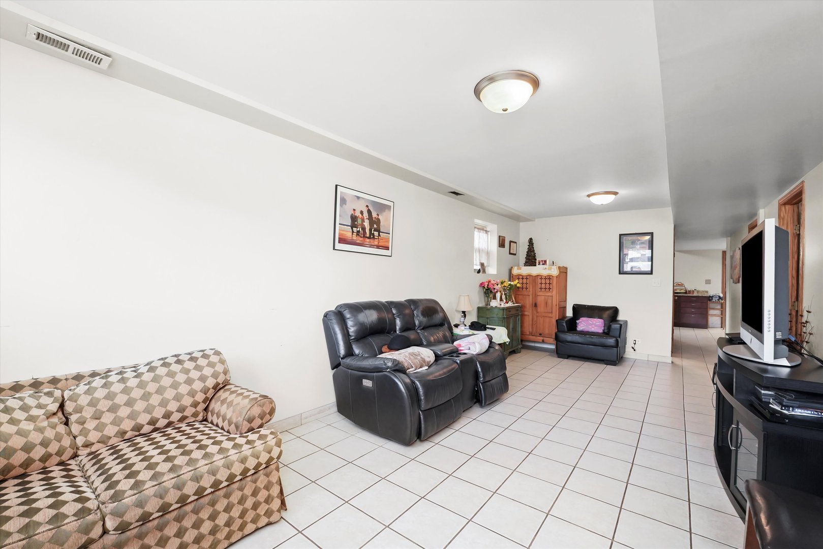 3421 N Overhill Avenue