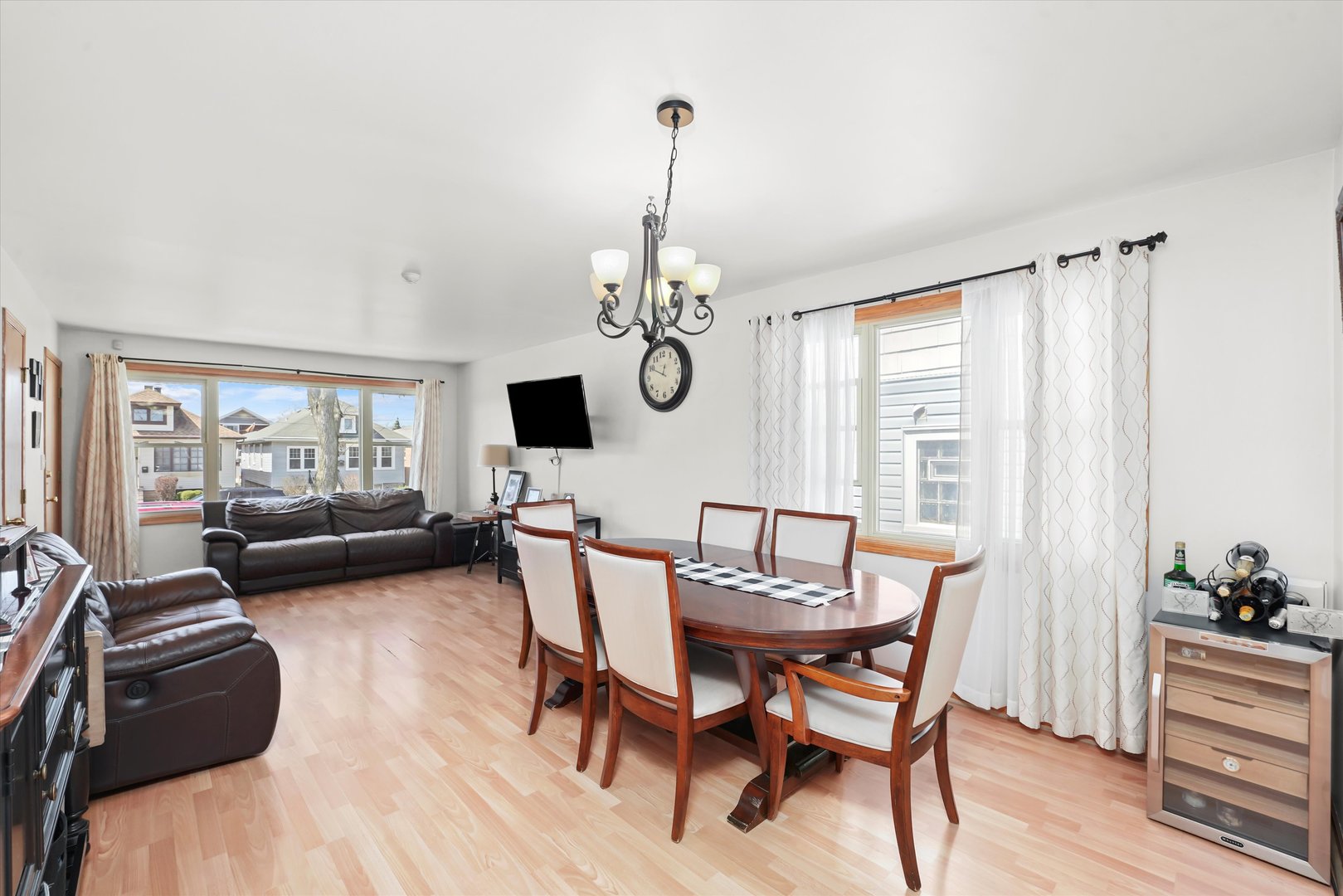 3421 N Overhill Avenue