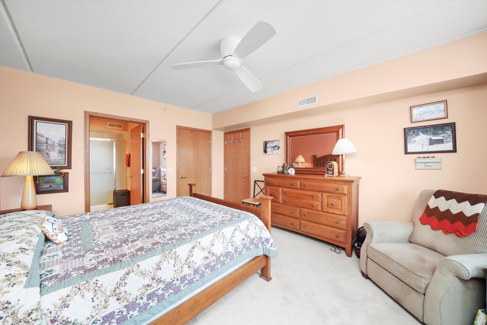501 ALLES Street Unit: 405