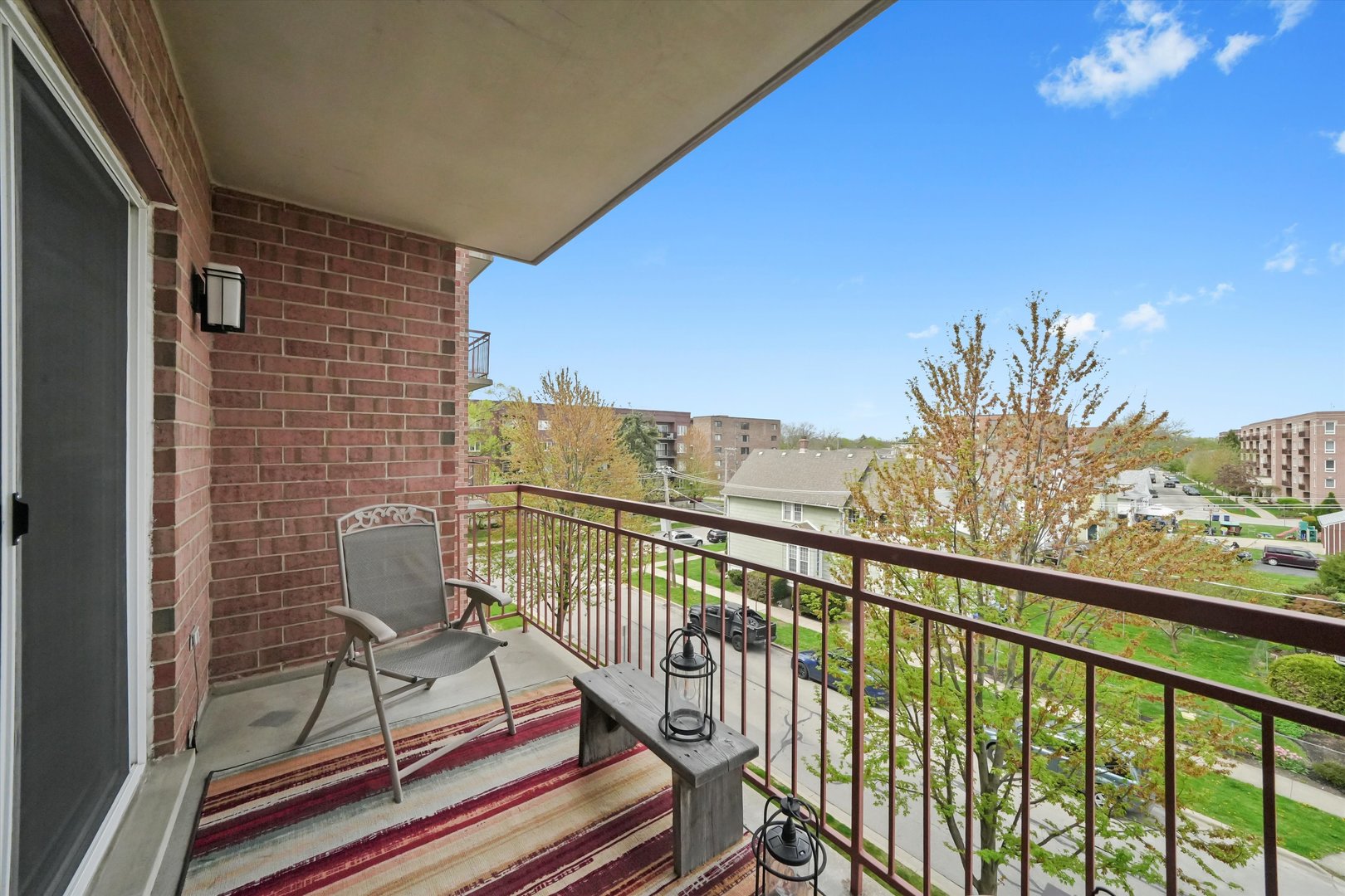 501 ALLES Street Unit: 405