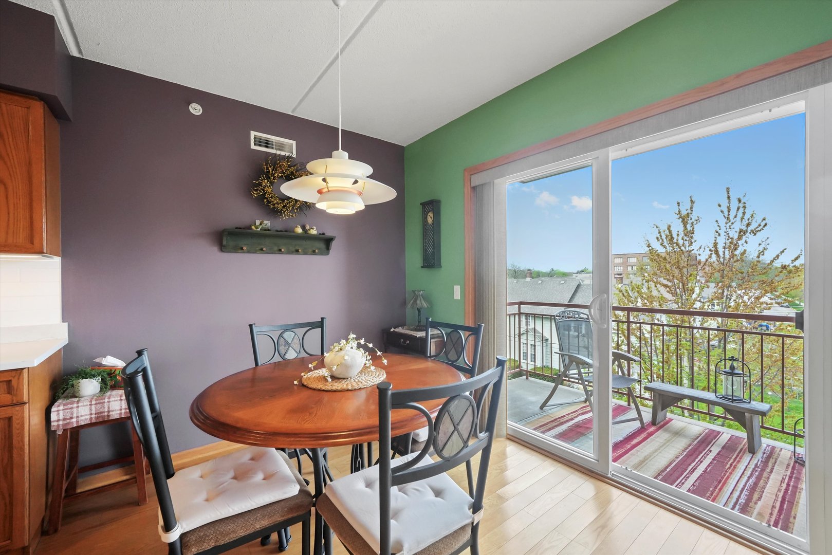 501 ALLES Street Unit: 405