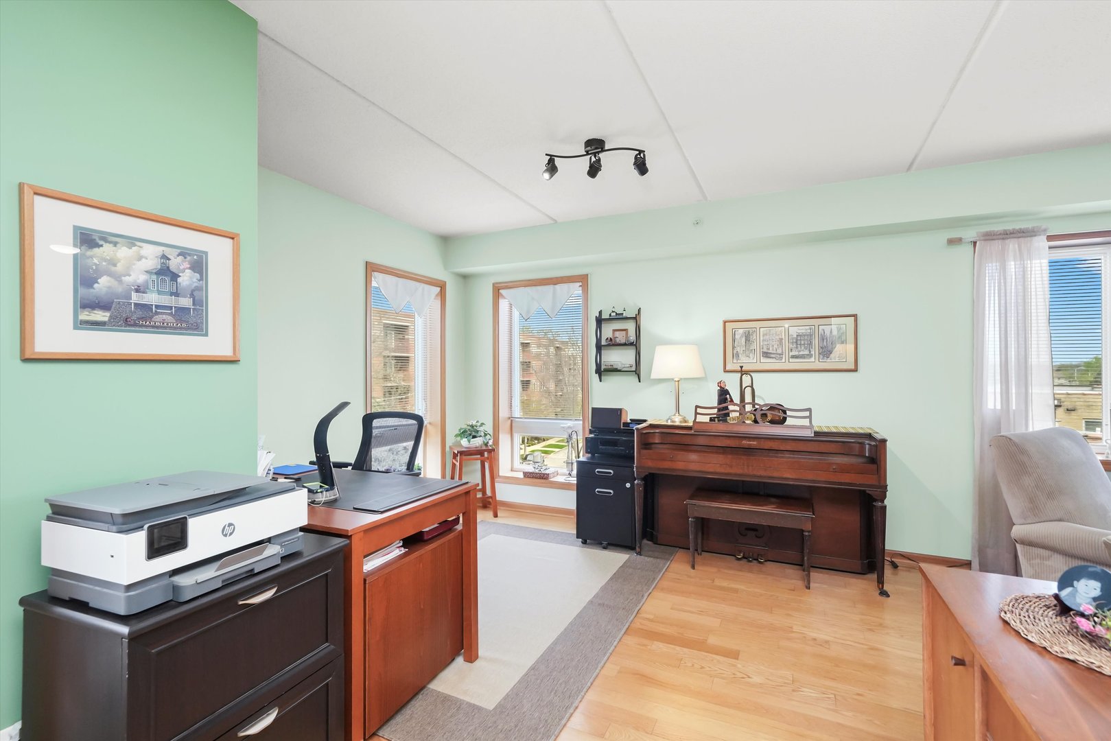 501 ALLES Street Unit: 405