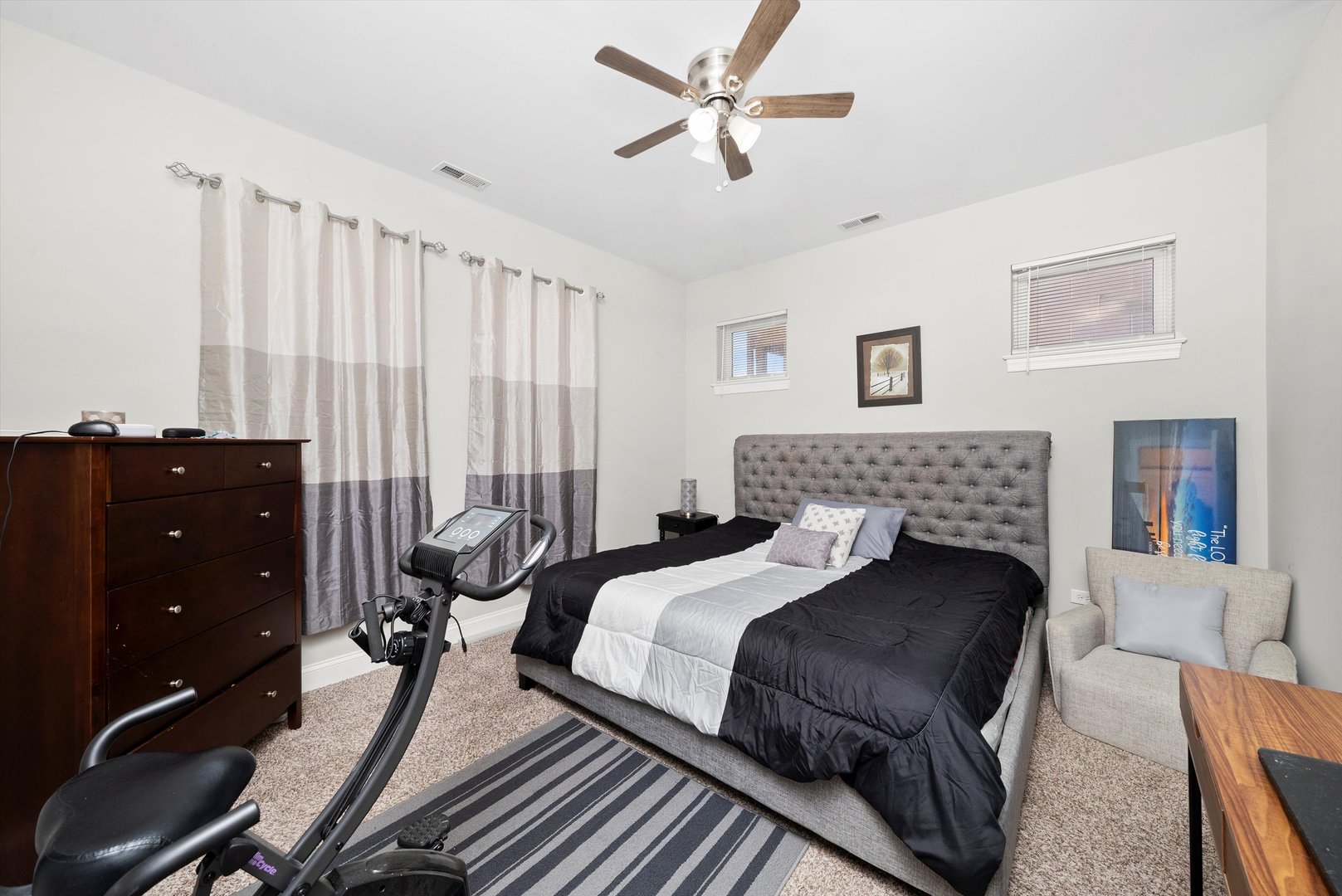 2158 N Natchez Avenue Unit: 1N