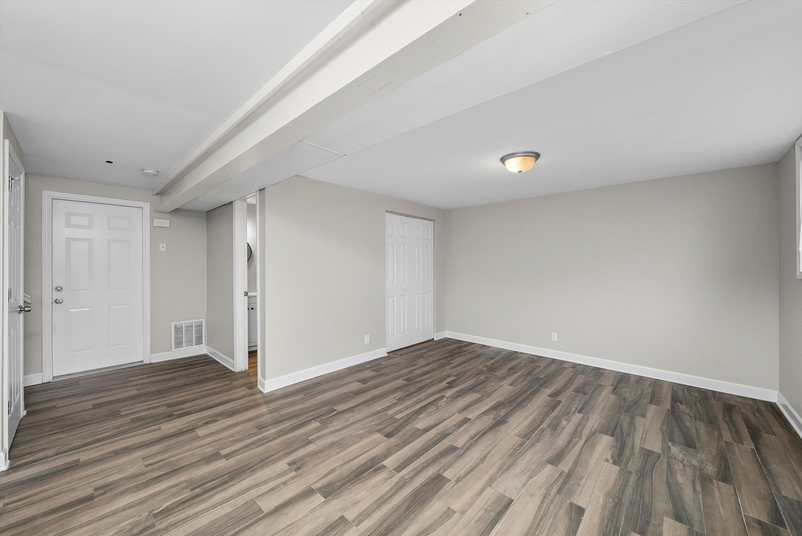 511 Freeman Avenue
