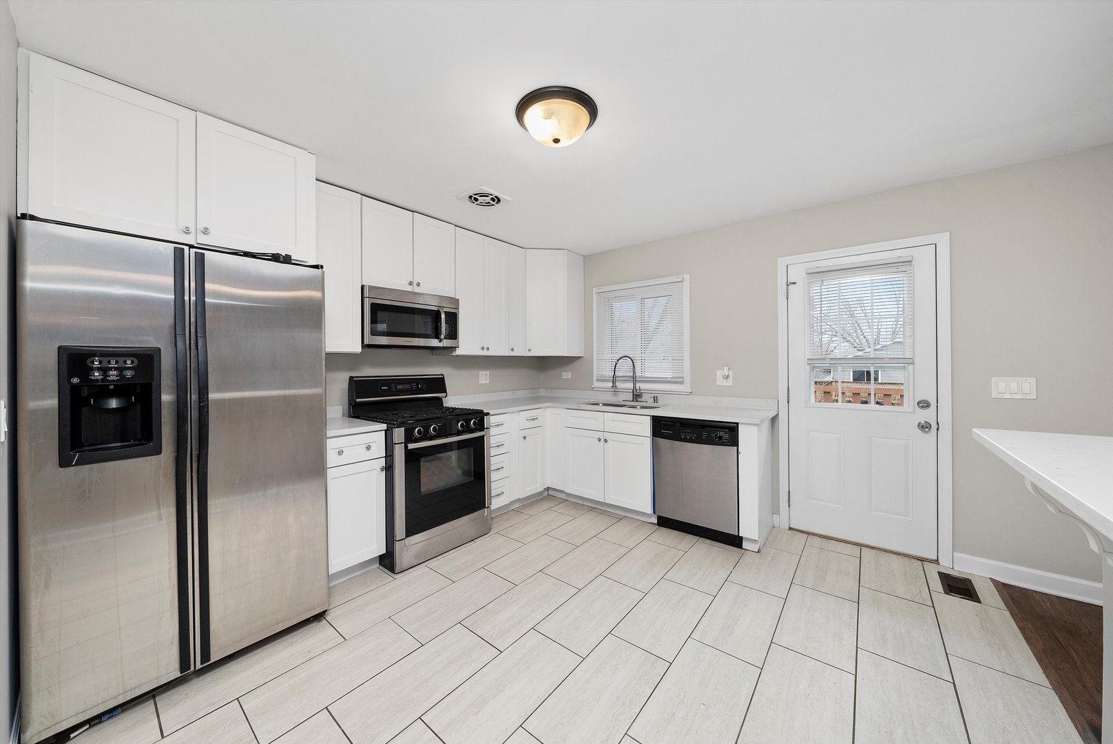 511 Freeman Avenue