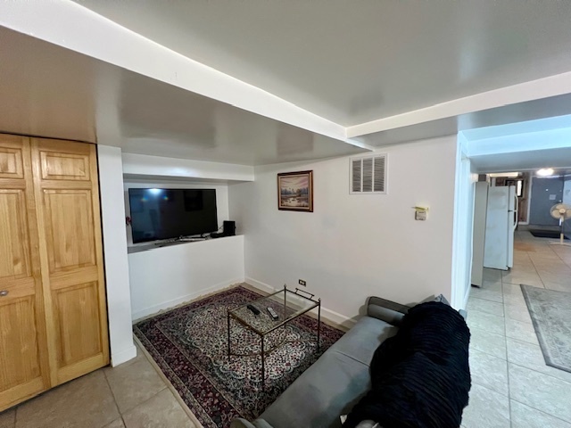 2963 S Archer Avenue