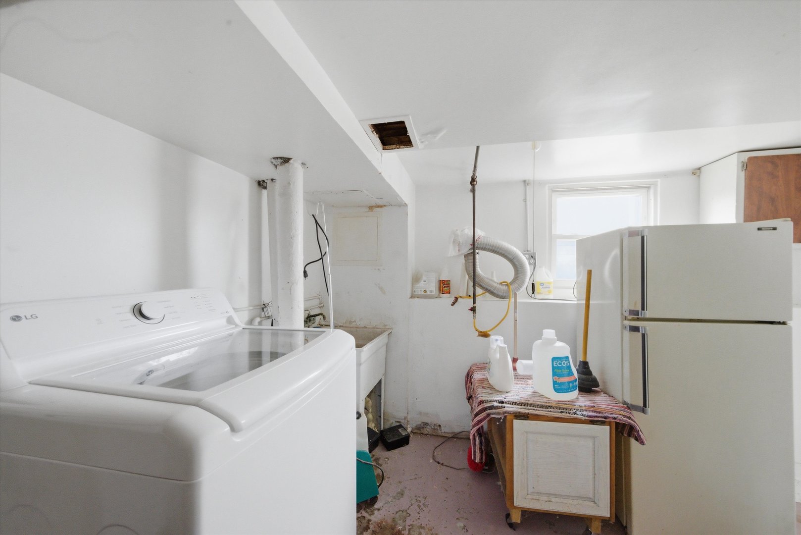 6227 W Addison Street