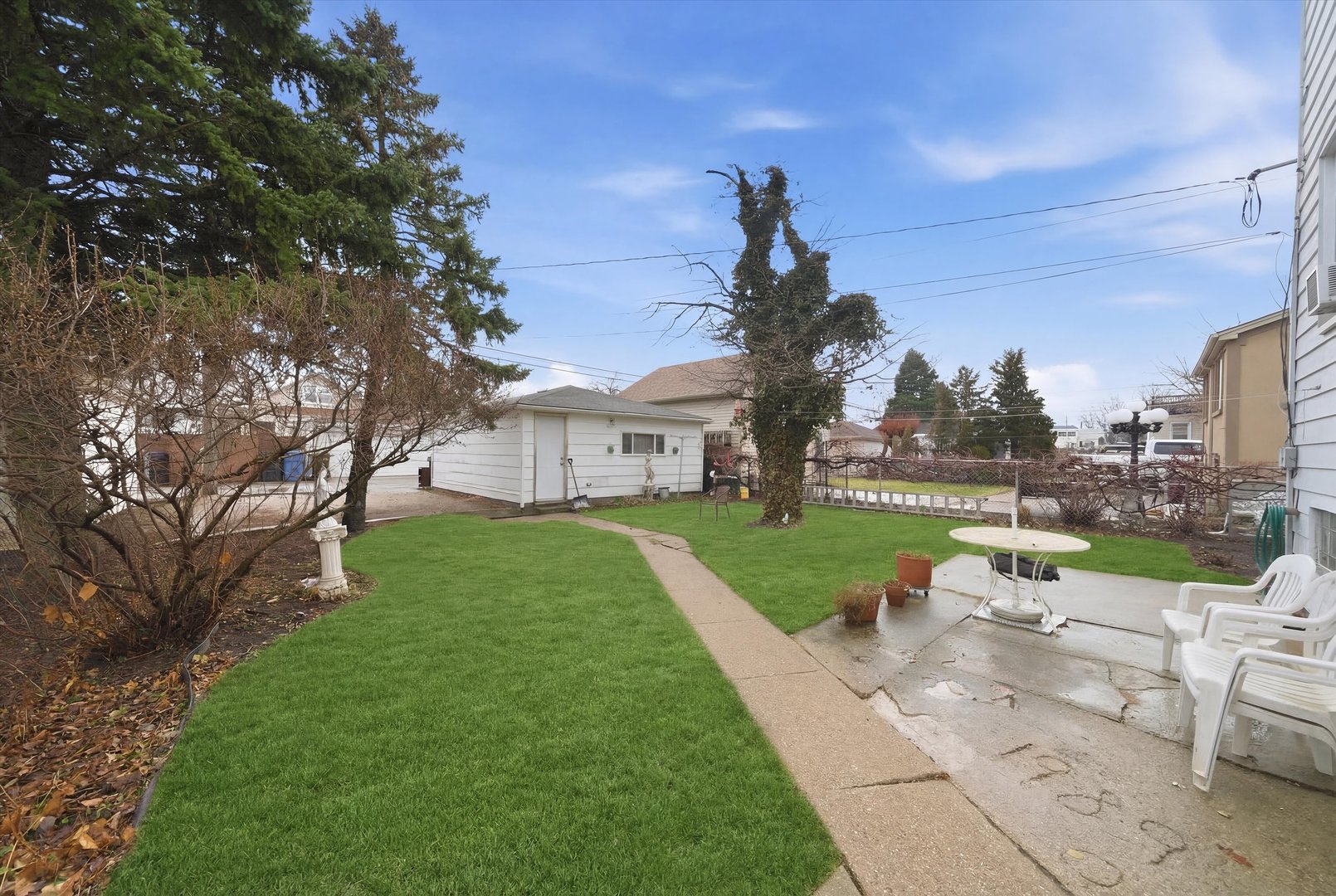 6227 W Addison Street