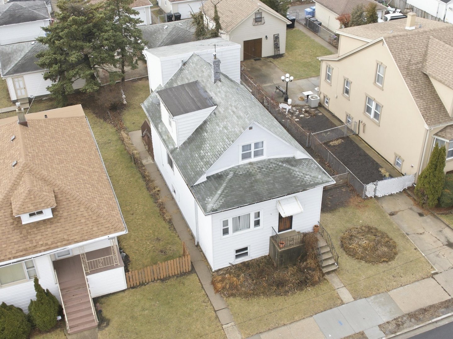 6227 W Addison Street