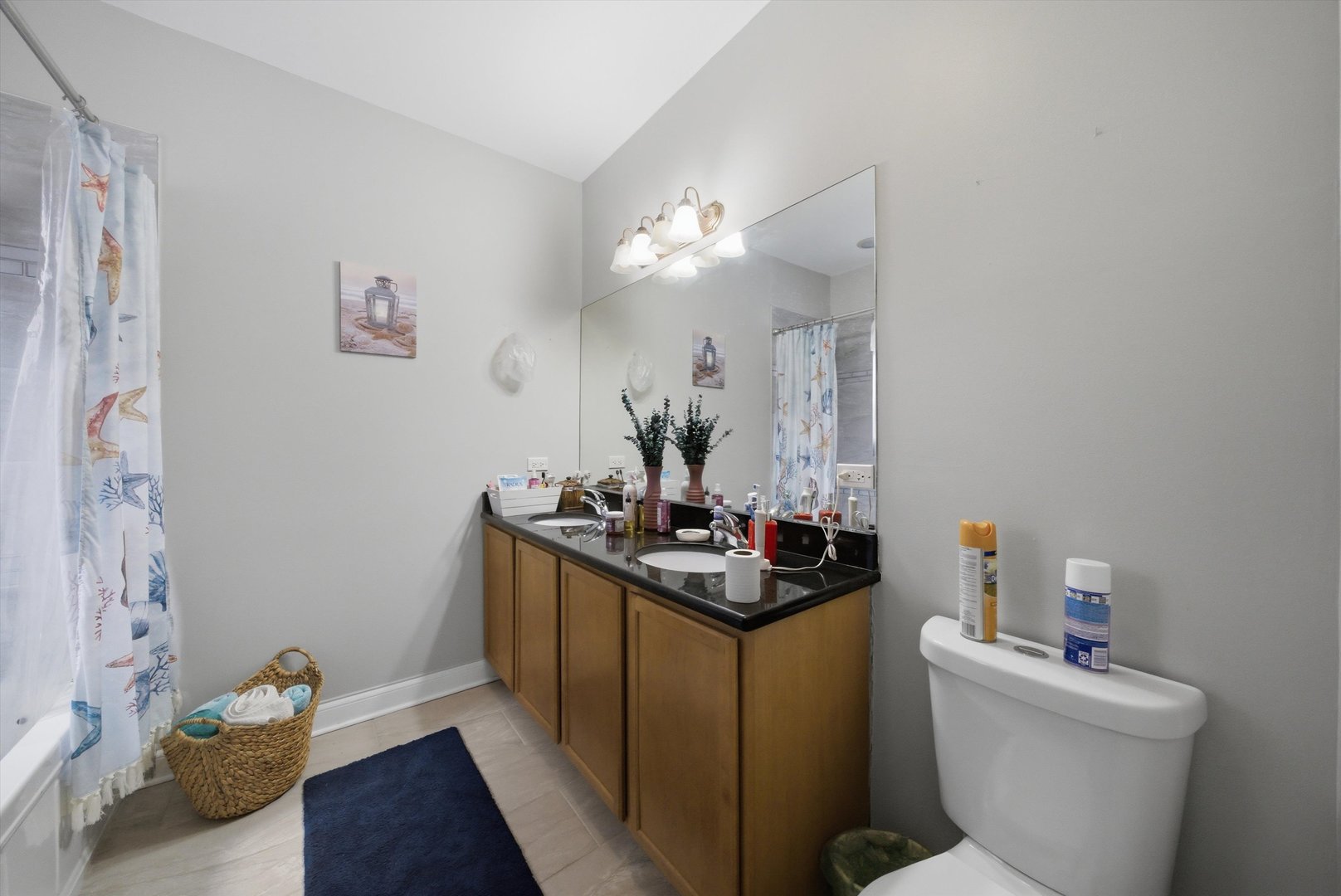 25 N Menard Avenue Unit: 2S
