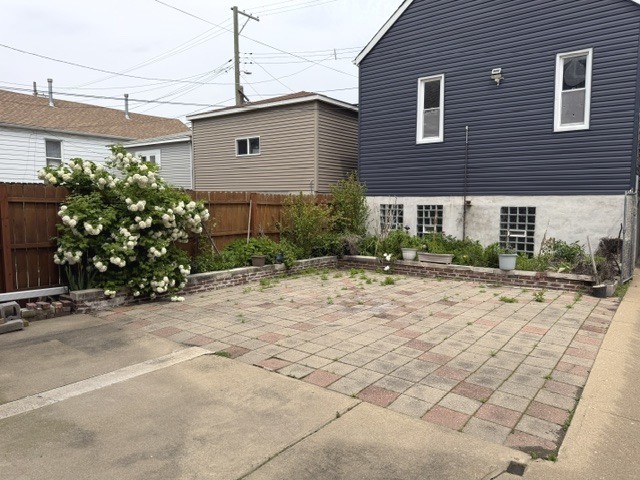 2140 W 23rd Street Unit: B