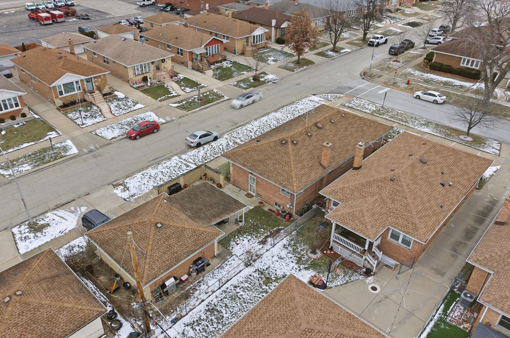 4724 N Ozark Avenue