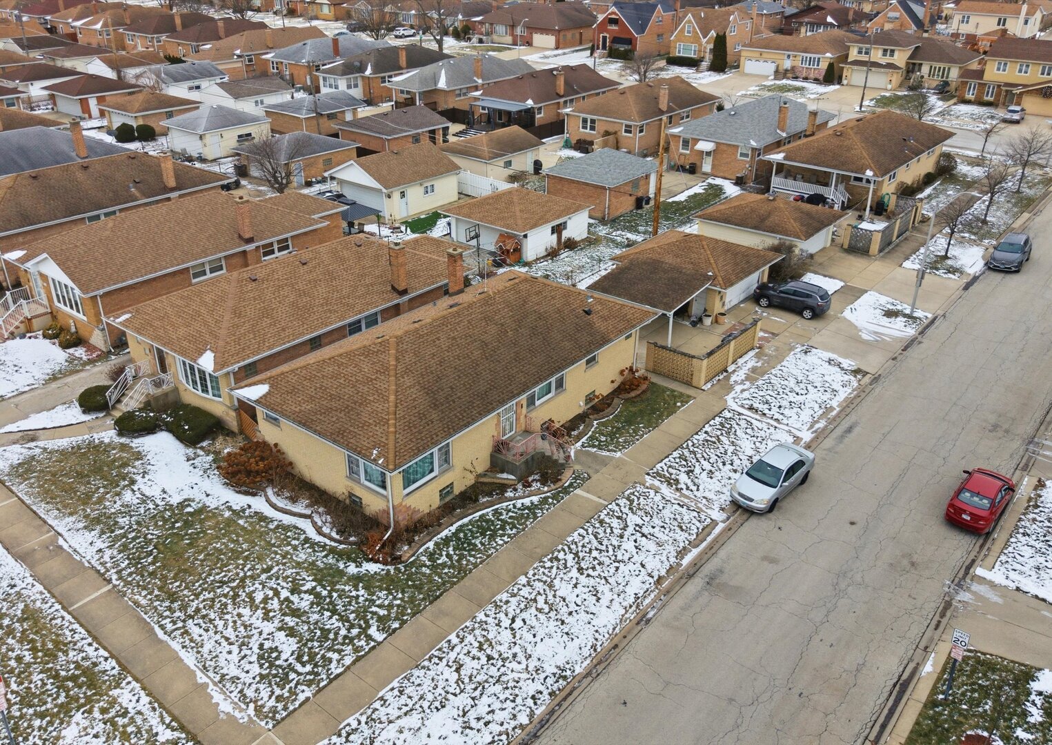 4724 N Ozark Avenue