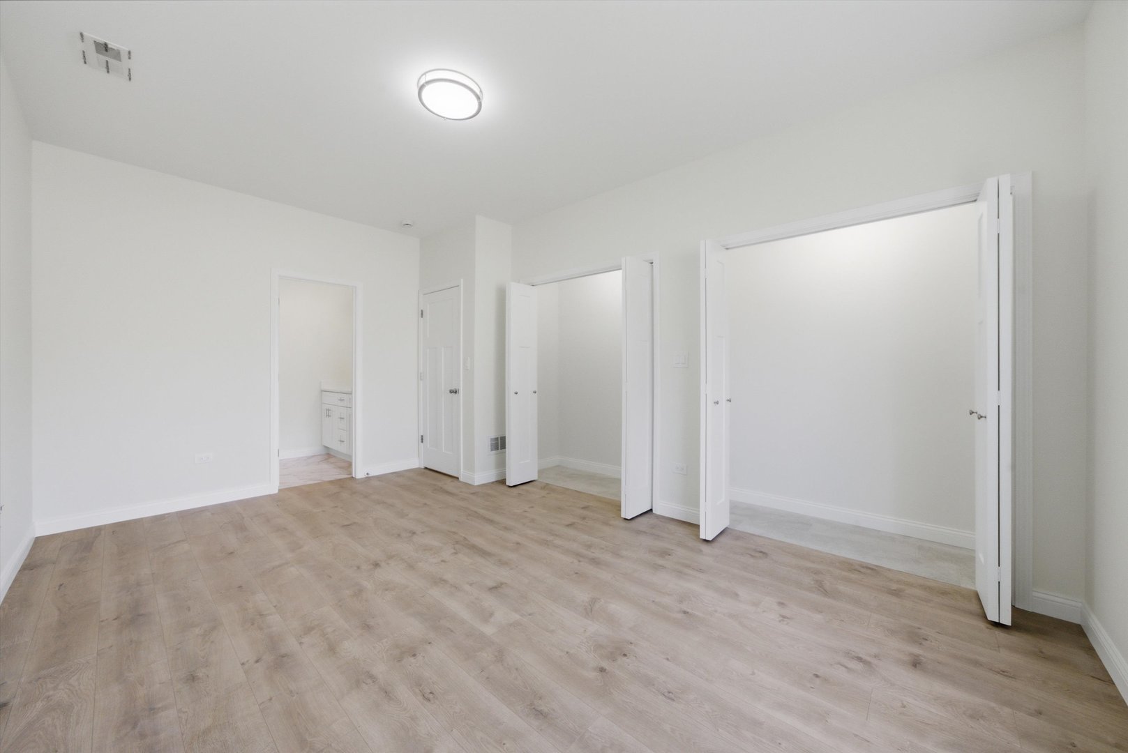 5326 W 31st Street