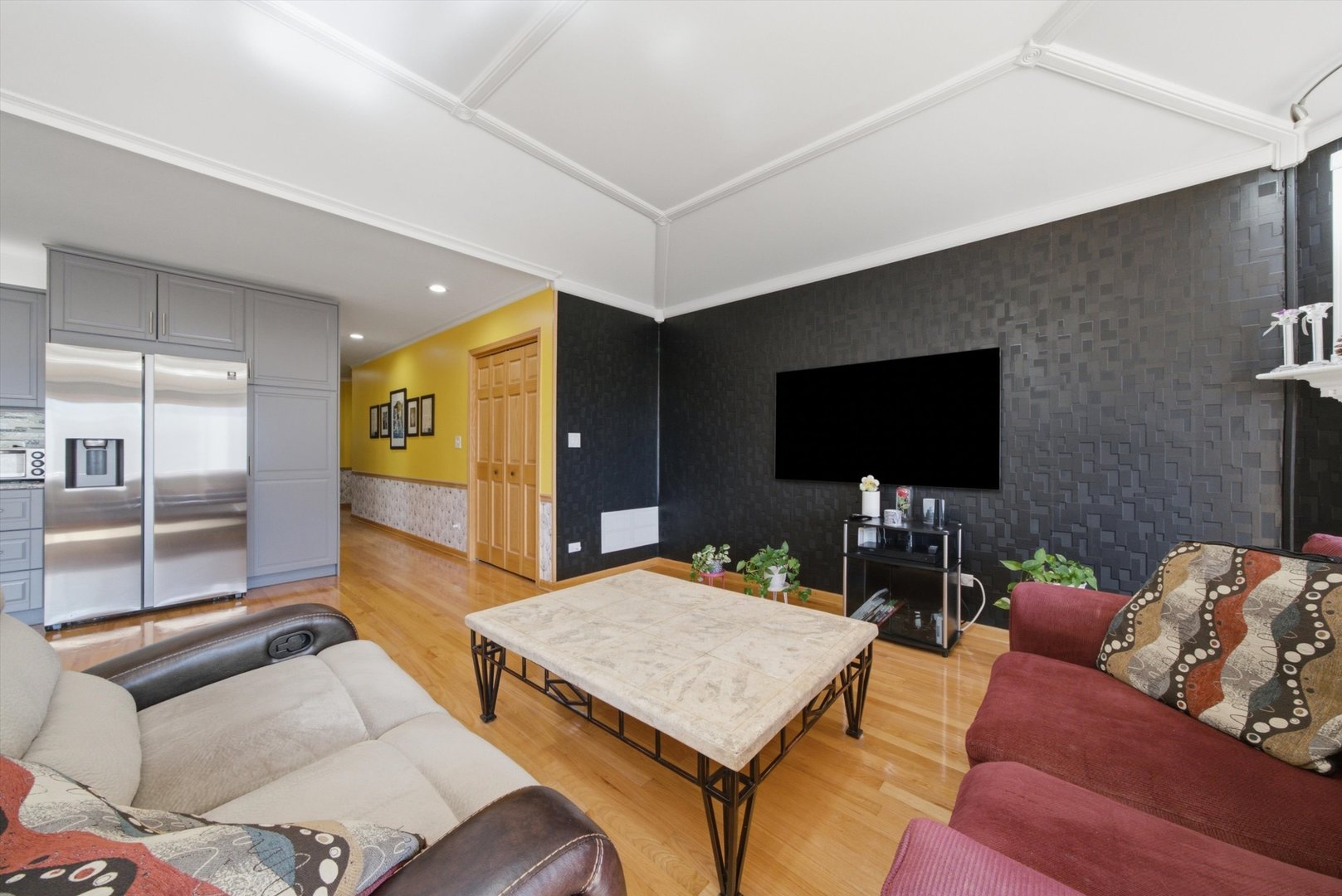 2528 N Harlem Avenue Unit: 3
