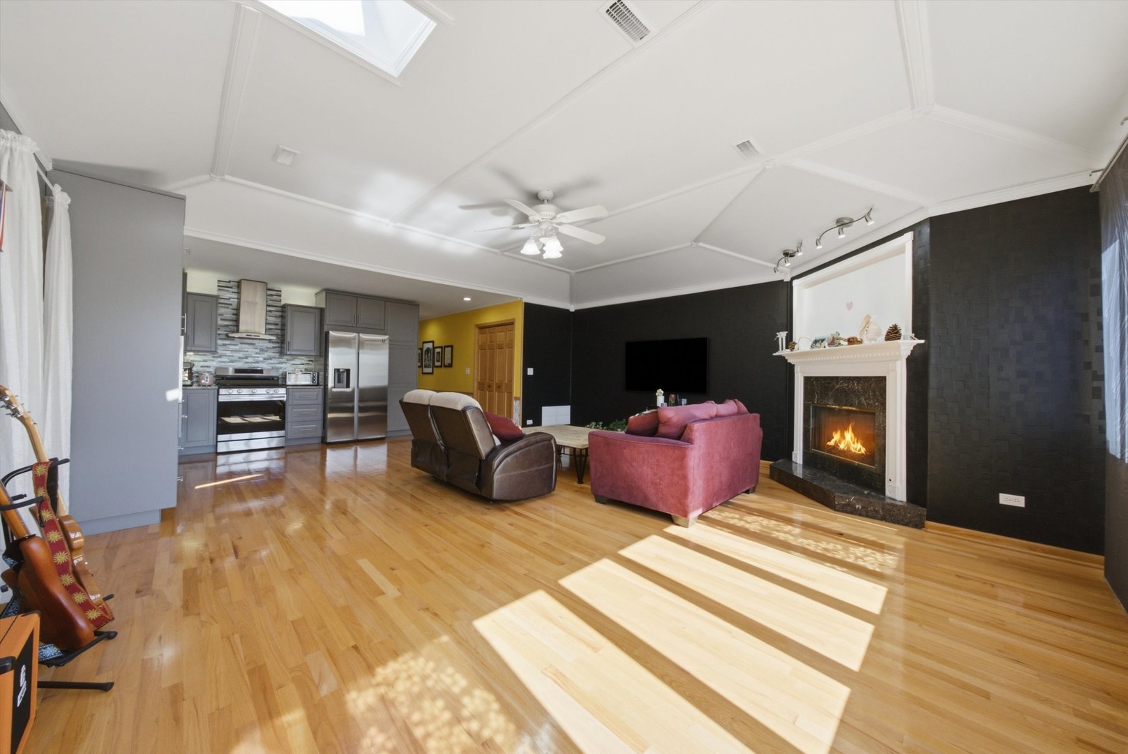 2528 N Harlem Avenue Unit: 3